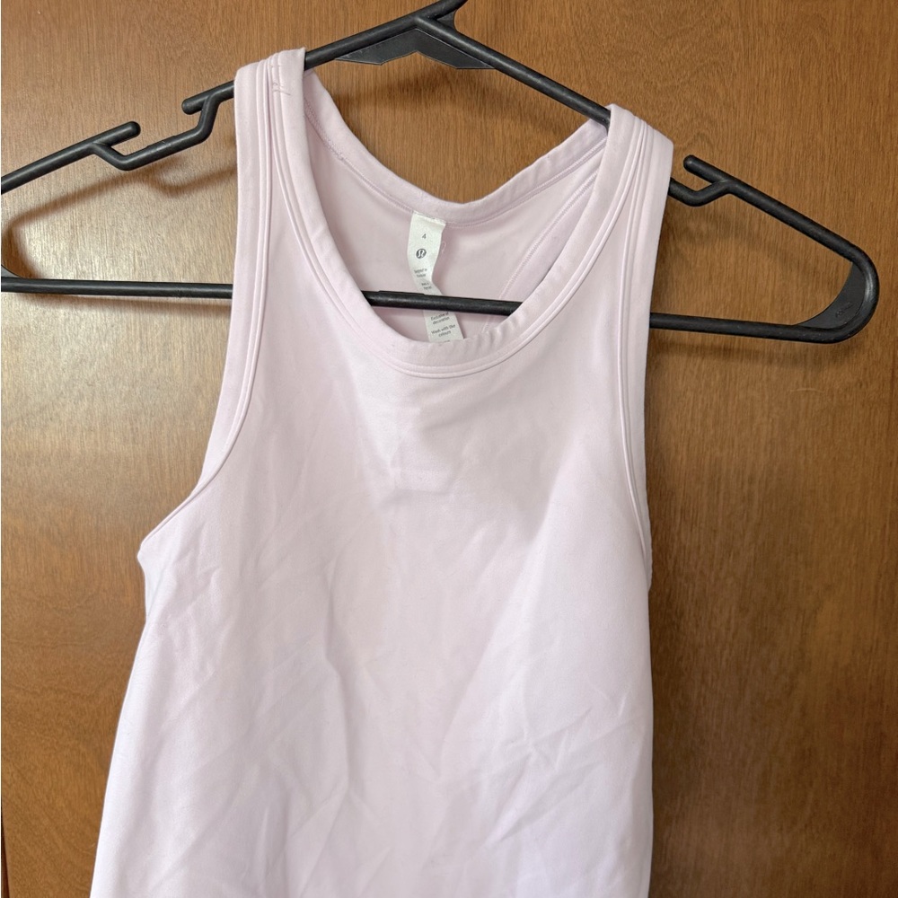 Lulu Lemon razorback. Pink. Size 4.